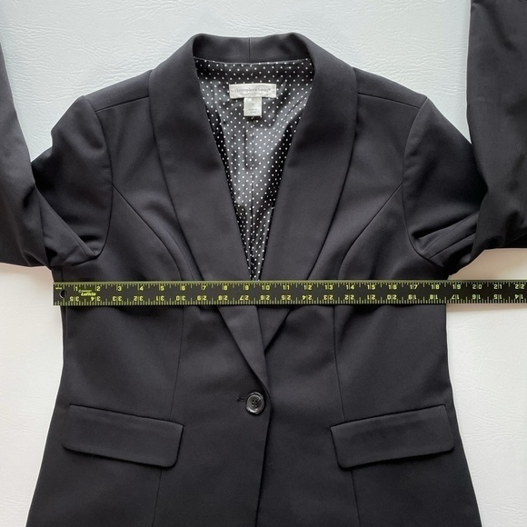 C&B Black Single Button Blazer Size Medium - Picture 5 of 10